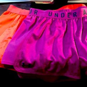 NWOT Under Armour heatgear shorts size M, 2 pair
